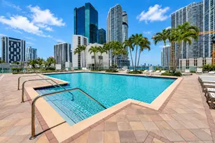 41 SE 5th St, Miami, FL 33131 - Photo 7