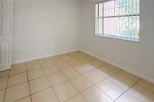 753 NW 103rd Terrace, Pembroke Pines, FL 33026 - Photo 5