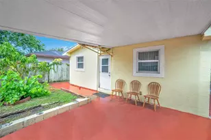 2301 SW 48th Ave, West Park, FL 33023 - Photo 13