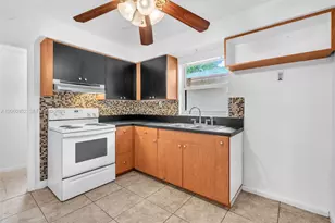 2301 SW 48th Ave, West Park, FL 33023 - Photo 5