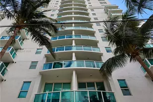 31 SE 5th St, Miami, FL 33131 - Photo 31