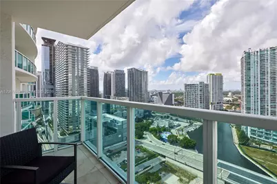 31 SE 5th St #3201, Miami, FL 33131 - Photo 15