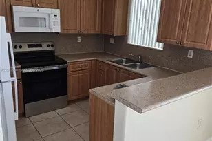 1442 SE 24th Ct, Homestead, FL 33035 - Photo 5