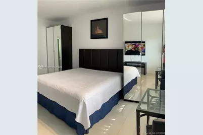 [Address not provided], Hallandale Beach, FL 33009 - Photo 5