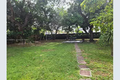 2724 SW 36th Ave, Miami, FL 33133 - Photo 23
