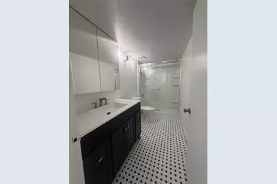 8205 Lake Dr #306, Doral, FL 33166 - Photo 25