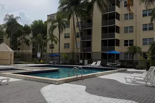 8205 Lake Dr, Doral, FL 33166 - Photo 33
