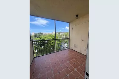 8205 Lake Dr #306, Doral, FL 33166 - Photo 13