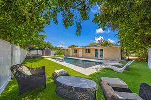1837 NE 48th Ct, Pompano Beach, FL 33064 - Photo 33
