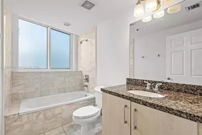 6362 Collins Ave #514, Miami Beach, FL 33141 - Photo 5