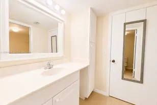 6585 Somerset Dr, Boca Raton, FL 33433 - Photo 21
