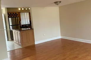 6045 NW 186th St, Hialeah, FL 33015 - Photo 11