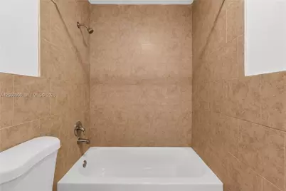 5742 Garfield St #2, Hollywood, FL 33021 - Photo 23