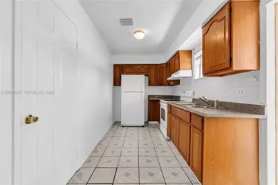 5742 Garfield St #2, Hollywood, FL 33021 - Photo 9