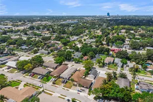 5742 Garfield St, Hollywood, FL 33021 - Photo 37