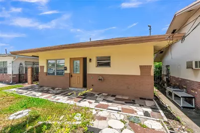 5742 Garfield St #2, Hollywood, FL 33021 - Photo 3