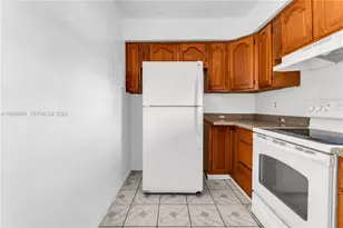 5742 Garfield St, Hollywood, FL 33021 - Photo 13