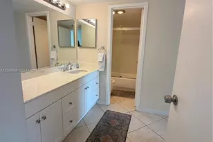 3375 N Country Club Dr, Aventura, FL 33180 - Photo 9