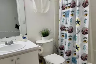 12556 NW 11th Ln, Miami, FL 33182 - Photo 13