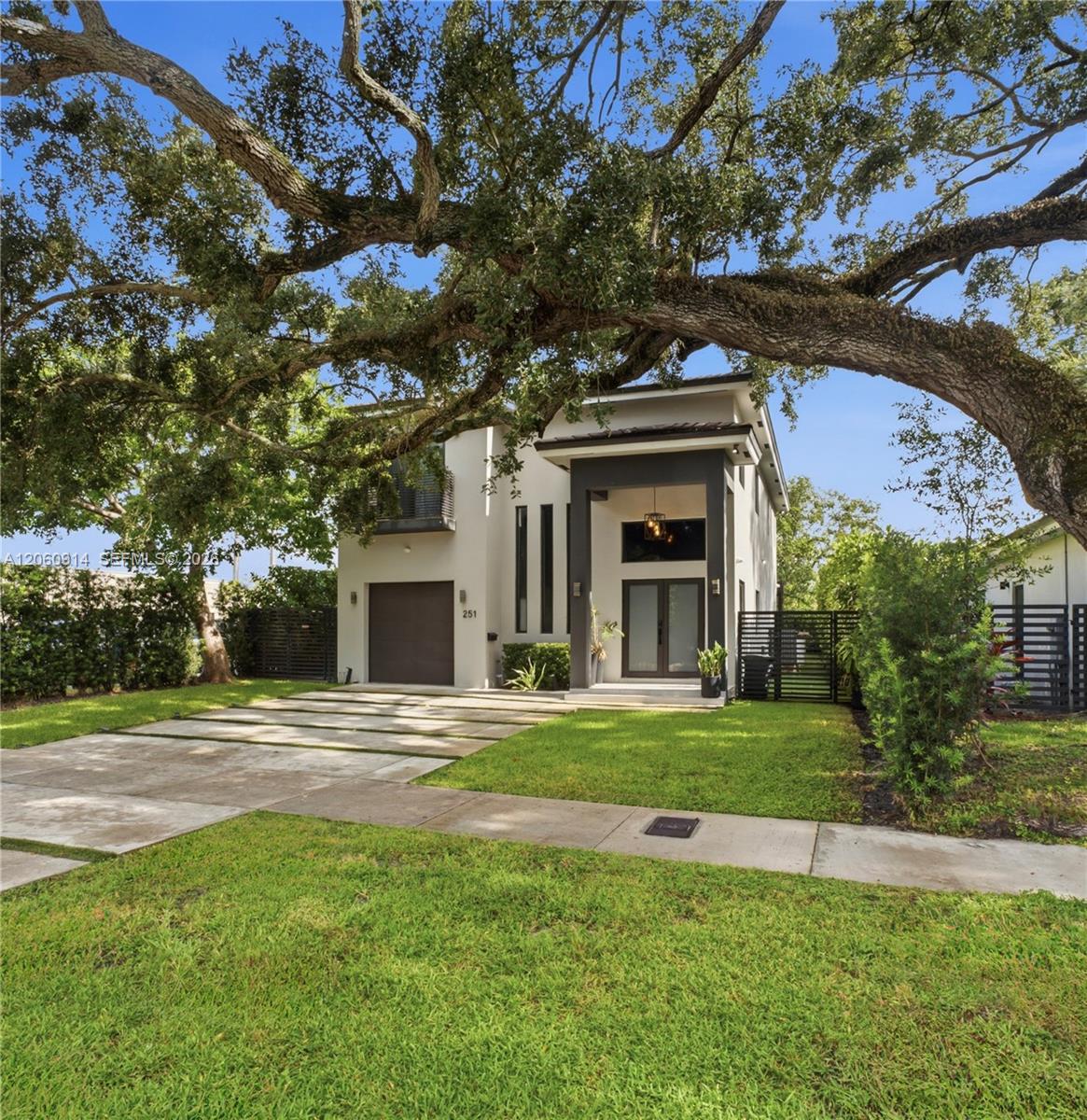 251 NE 95th St - 251 NE 95th St, Miami Shores, FL 33138 Luxury Property | Jose Angel Pina