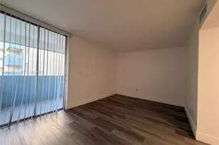 5050 NW 7th St, Miami, FL 33126 - Photo 7