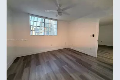 5050 NW 7th St #511, Miami, FL 33126 - Photo 13