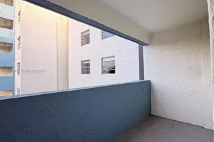 5050 NW 7th St, Miami, FL 33126 - Photo 15