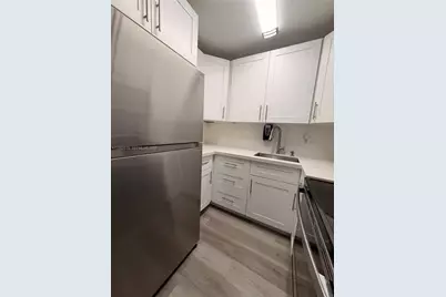 5050 NW 7th St #511, Miami, FL 33126 - Photo 3