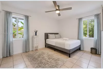 10615 SW 200th St, Cutler Bay, FL 33157 - Photo 25