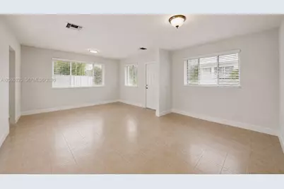 8636 NW 35th Pl, Miami, FL 33147 - Photo 3
