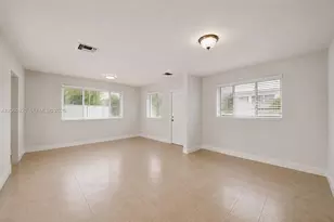 8636 NW 35th Pl, Miami, FL 33147 - Photo 3
