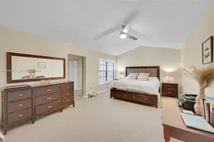 362 Prestwick Cir, Palm Beach Gardens, FL 33418 - Photo 23