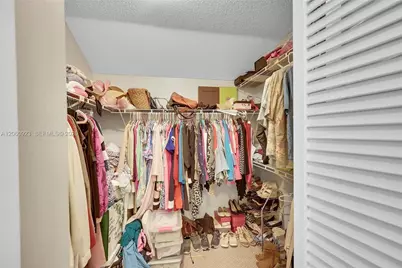 362 Prestwick Cir #3, Palm Beach Gardens, FL 33418 - Photo 27