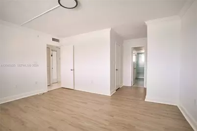 3600 NE 170th St #401, North Miami Beach, FL 33160 - Photo 11
