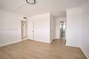3600 NE 170th St, North Miami Beach, FL 33160 - Photo 11
