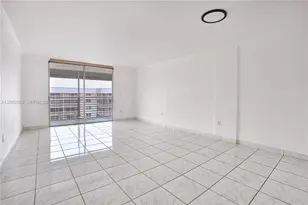 3600 NE 170th St, North Miami Beach, FL 33160 - Photo 5