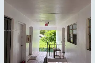 1940 NW 30th St #6, Miami, FL 33142 - Photo 3