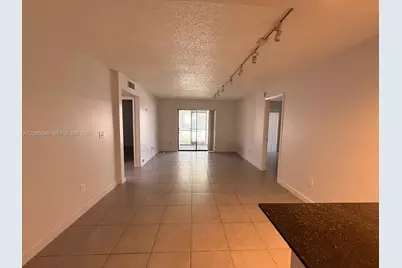860 NE 209th Ter #104-33, Miami, FL 33179 - Photo 17