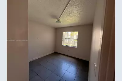 860 NE 209th Ter #104-33, Miami, FL 33179 - Photo 19