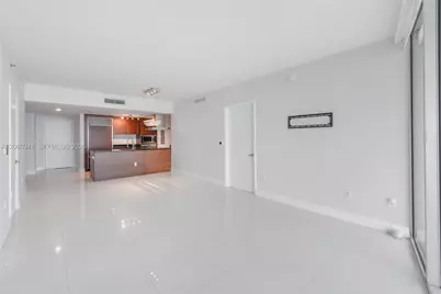 495 Brickell Ave #5205, Miami, FL 33131 - Photo 5