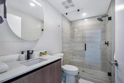 580 72nd St #1410, Miami Beach, FL 33141 - Photo 19