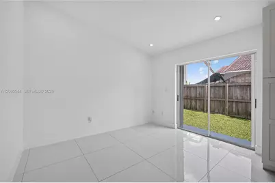 15772 SW 74th Ln, Miami, FL 33193 - Photo 11