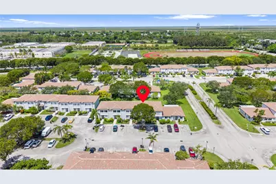 634 NW 208th Dr, Pembroke Pines, FL 33029 - Photo 41