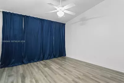 634 NW 208th Dr, Pembroke Pines, FL 33029 - Photo 23