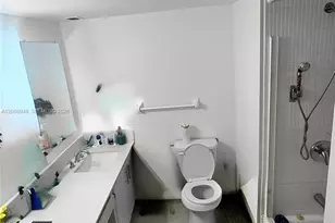 920 NE 199th St, Miami, FL 33179 - Photo 15