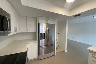 12370 SW 52nd Pl, Cooper City, FL 33330 - Photo 11