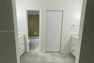 12370 SW 52nd Pl, Cooper City, FL 33330 - Photo 31
