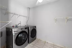 2028 SW 103rd Ct, Miami, FL 33165 - Photo 23