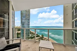 19333 Collins Ave, Sunny Isles Beach, FL 33160 - Photo 11