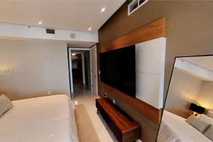 350 S Miami Ave, Miami, FL 33130 - Photo 13
